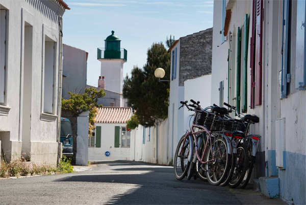 Photo N. Job-Heos-Marine