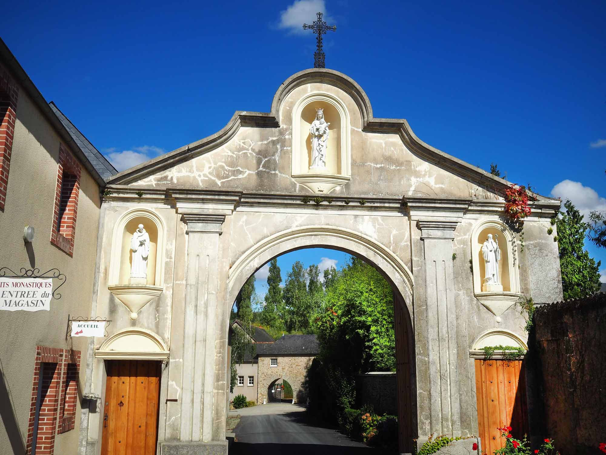 Abbaye Notre-Dame-du-Port-Salut - Photo Th. Le Gourrierec
