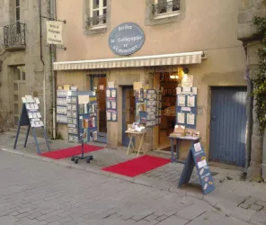 Atelier de calligraphie et d'enluminure