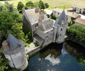 @chateaudelapreuille