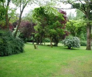 camping de Neuville sur Sarthe