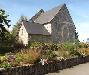 Mairie de Montsûrs - St Céneré