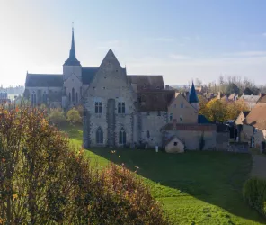 © Prieuré de Vivoin