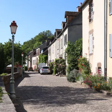 Fresnay-sur-Sarthe, Kleine Stadt mit Charakter