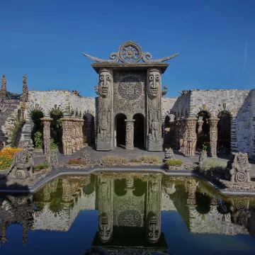 Entdecken Sie das Museum Robert Tatin!