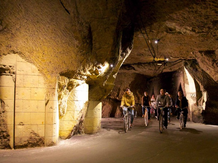 Les Caves Bouvet-Ladubay à découvrir à vélo